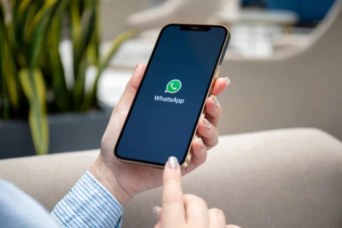 L'Agenzia delle Entrate apre il suo canale su WhatsApp